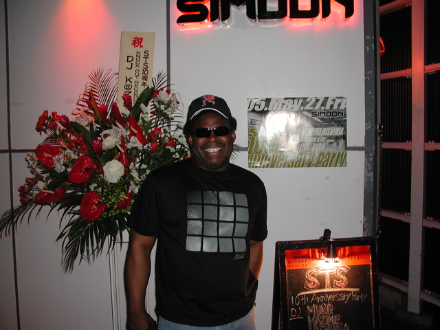 DOC AFTER THE SHOW AT STS WHERE DJ HAZIME AND DJ MURO ROCKED